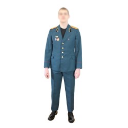 Kostüm des Infanterieoffiziers der Roten Armee Sowjetische Kleidung des Zweiten Weltkriegs