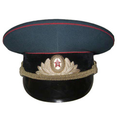 Chapeau à visière soviétique pour troupes de chars et officiers d'artillerie