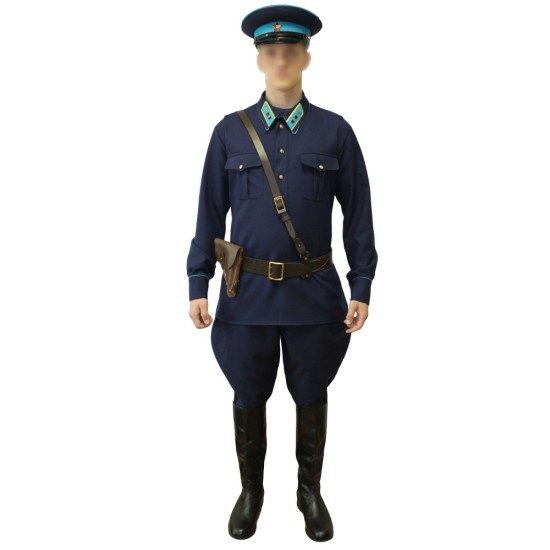 Uniforme russa del tenente dell'aeronautica sovietica