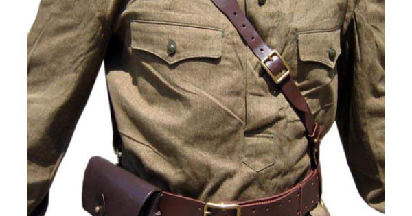 ソビエト PORTUPEYA オフィサーの革ベルトと PM ホルスター - Soviet Power