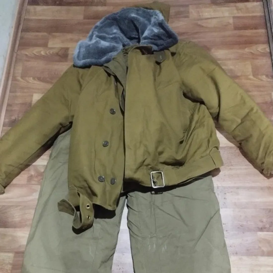 Originale sowjetische Winteruniform für Panzerbesatzung