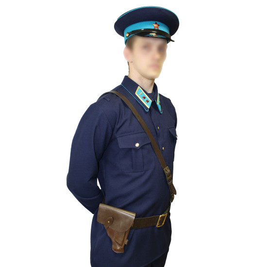 Uniforme ruso teniente de la fuerza aérea soviética