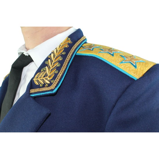Défilé aérien soviétique / russe vigueur le colonel-général uniforme