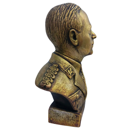 Busto de bronce del ministro de Relaciones Exteriores de Alemania, Ribbentrop