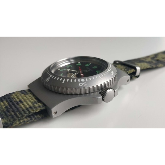 Montre-bracelet automatique Ratnik 6E4-2 100 m de l'armée russe