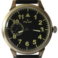 Montre-bracelet non transparente soviétique pilote noire classique MOLNIJA