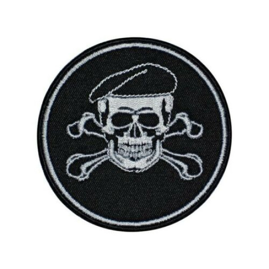 Crâne Airsoft en béret brodé à coudre/à repasser/crochet et boucle Patch