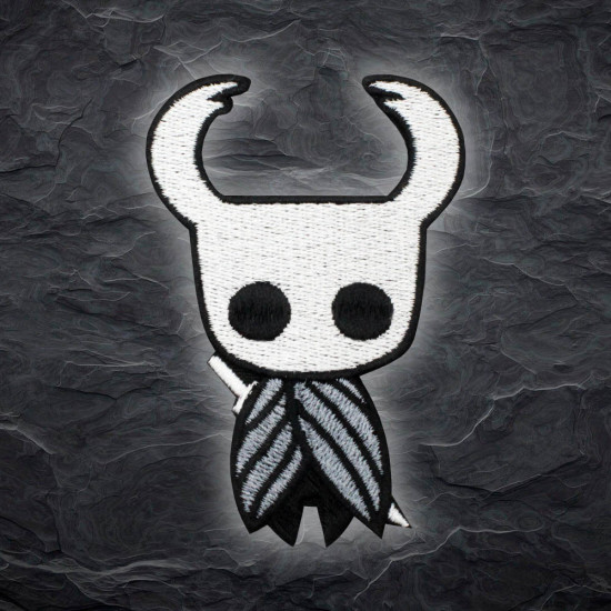 Hollow Knight Iron-on parche Gaming Coser bordado Manga parche Gancho y lazo adhesivo personalizado