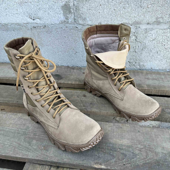 Beige Mesh-Stiefel „Sprint“ des ukrainischen Militärs. Taktisches Airsoft-Wüstenschuhwerk. Leichte Sommerstiefel. Strapazierfähige Wander- und Arbeitsstiefel für Herren