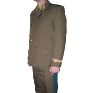 URSS généraux de l'armée de l'air uniforme tous les jours avec un chapeau kaki