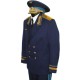 帽子を持つ本物のソ連空軍将軍の制服