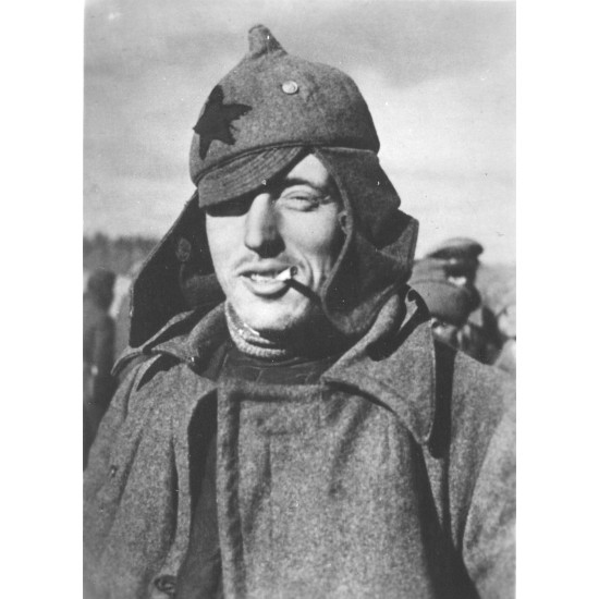 Sombrero de lana del Ejército Rojo con orejas largas BUDENOVKA marrón