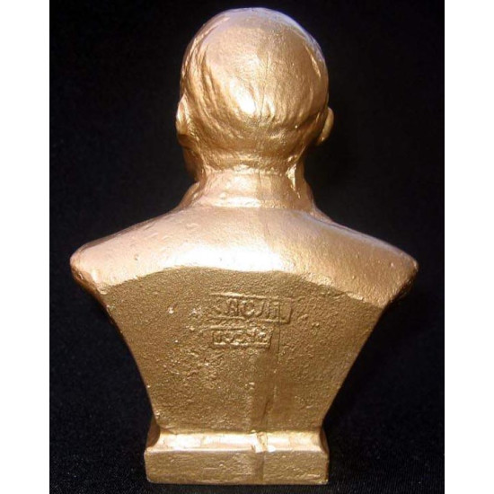 Bust of russian communist revolutionary Vladimir Ilyich Ulyanov (aka Lenin) #3