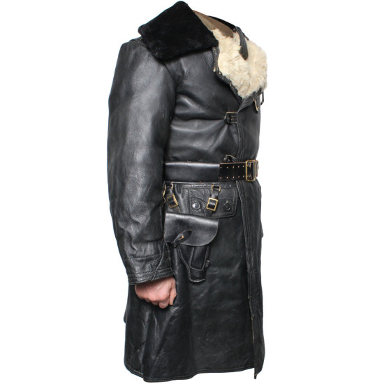 Manteau en cuir militaire soviétique avec fourrure Manteau noir naval de l’URSS