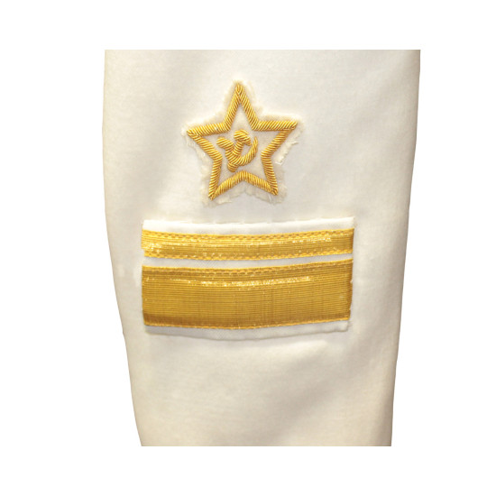 Manteau de parade de la flotte navale de l'amiral blanc avec des chemises