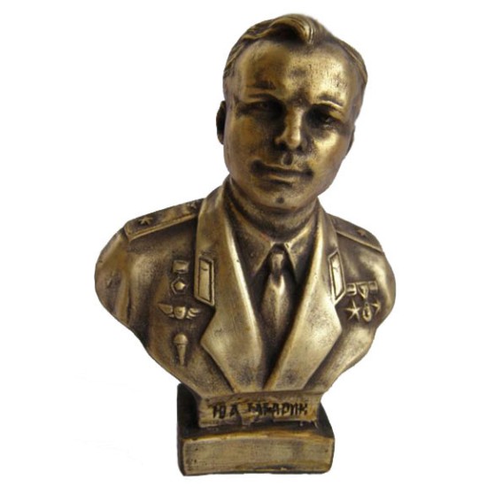 Busto de bronce ruso del piloto espacial soviético GAGARIN