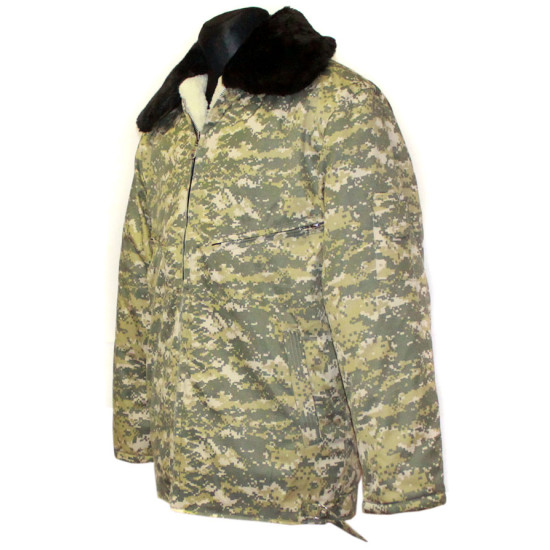 Chaqueta de camuflaje de invierno del oficial militar ucraniano