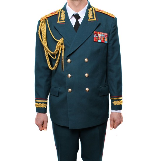 Ruso / soviético Marshal desfile uniforme militar con sombrero