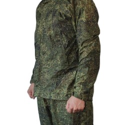 ロシア軍のデジタル迷彩軍のレインコートの制服