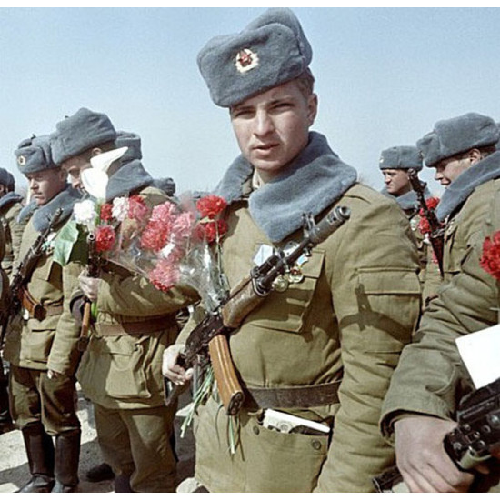 Cappello invernale USHANKA dei sergenti dell'esercito sovietico