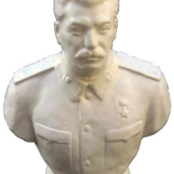 Busto del líder soviético Stalin (Jughashvili)