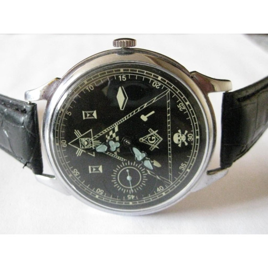 Montre-bracelet soviétique Molnija Symboles maçonniques Horloge originale de l'URSS