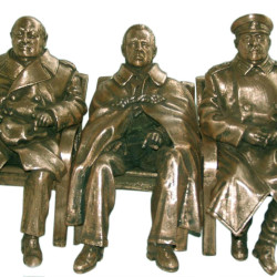 "Die Große Drei" Konferenz Bronze von Stalin, Roosevelt & Churchill