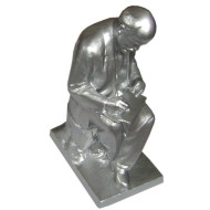 L.フリドマンによるロシアのビッグメタルレーニン彫刻