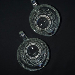 Taza de cristal checo para diferentes bebidas.