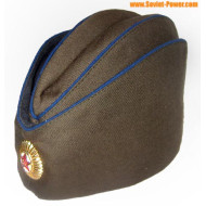 Chapeau de sécurité de l'État soviétique chapeau de fourrage pilotka avec badge