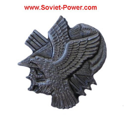 Soviet VDV Metal Badge Red army badge with Eagle paratrooper
