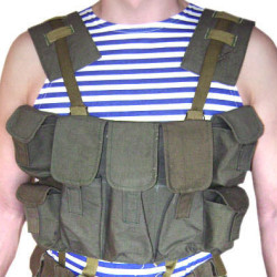 Sowjetisches  ASSAULT VEST A (Toggle)